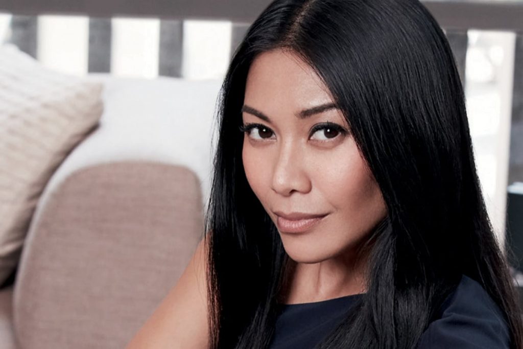 Indonesian Women: #1 Dating Guide